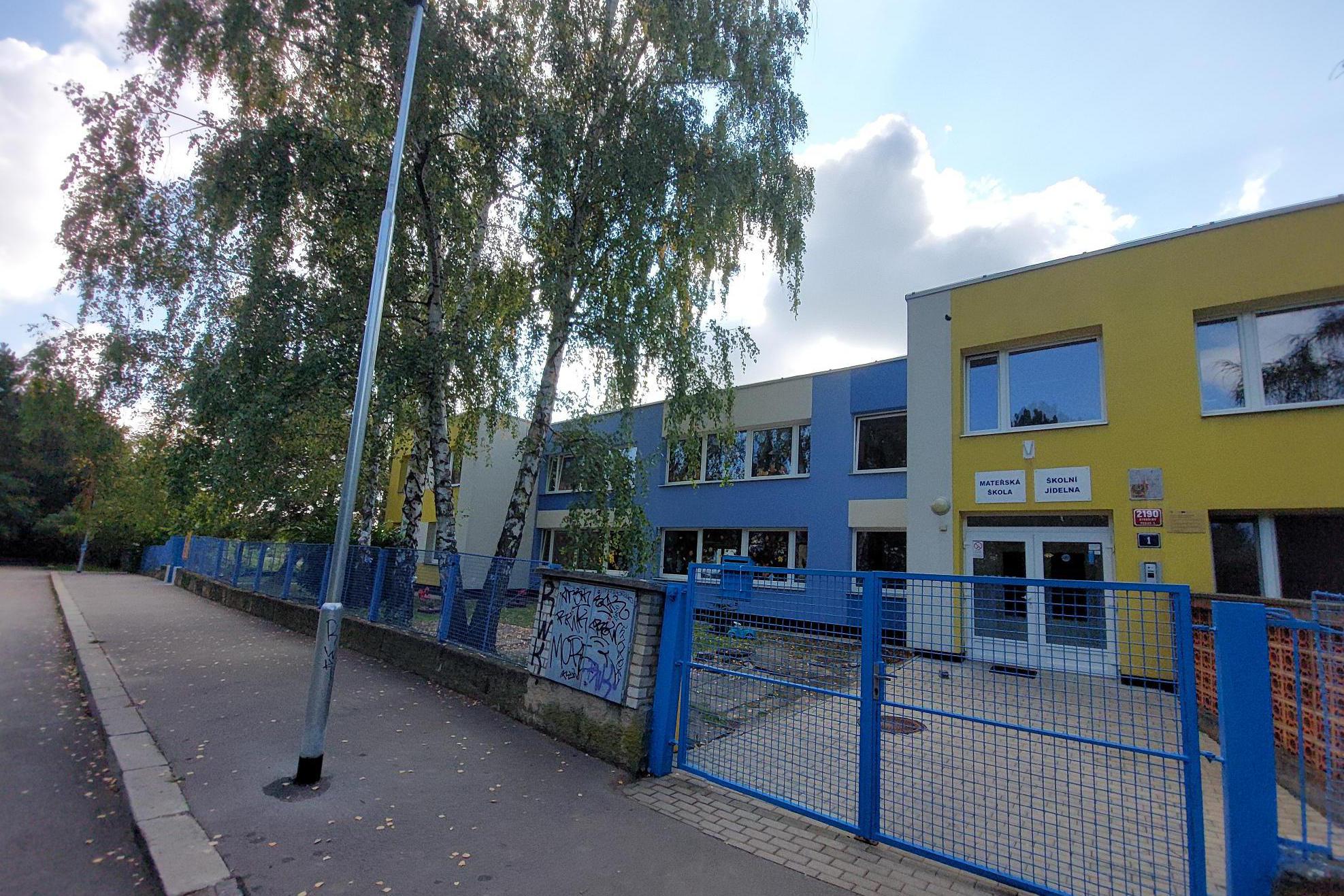 MŠ ÚSMĚV